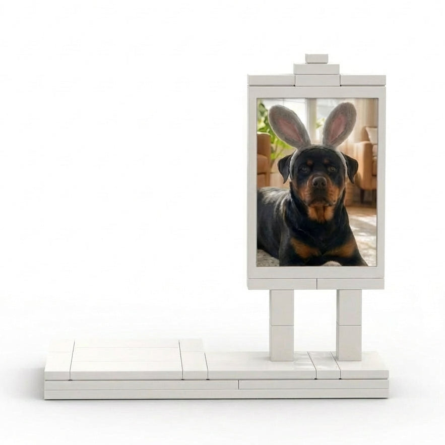 Free Easel with Photo